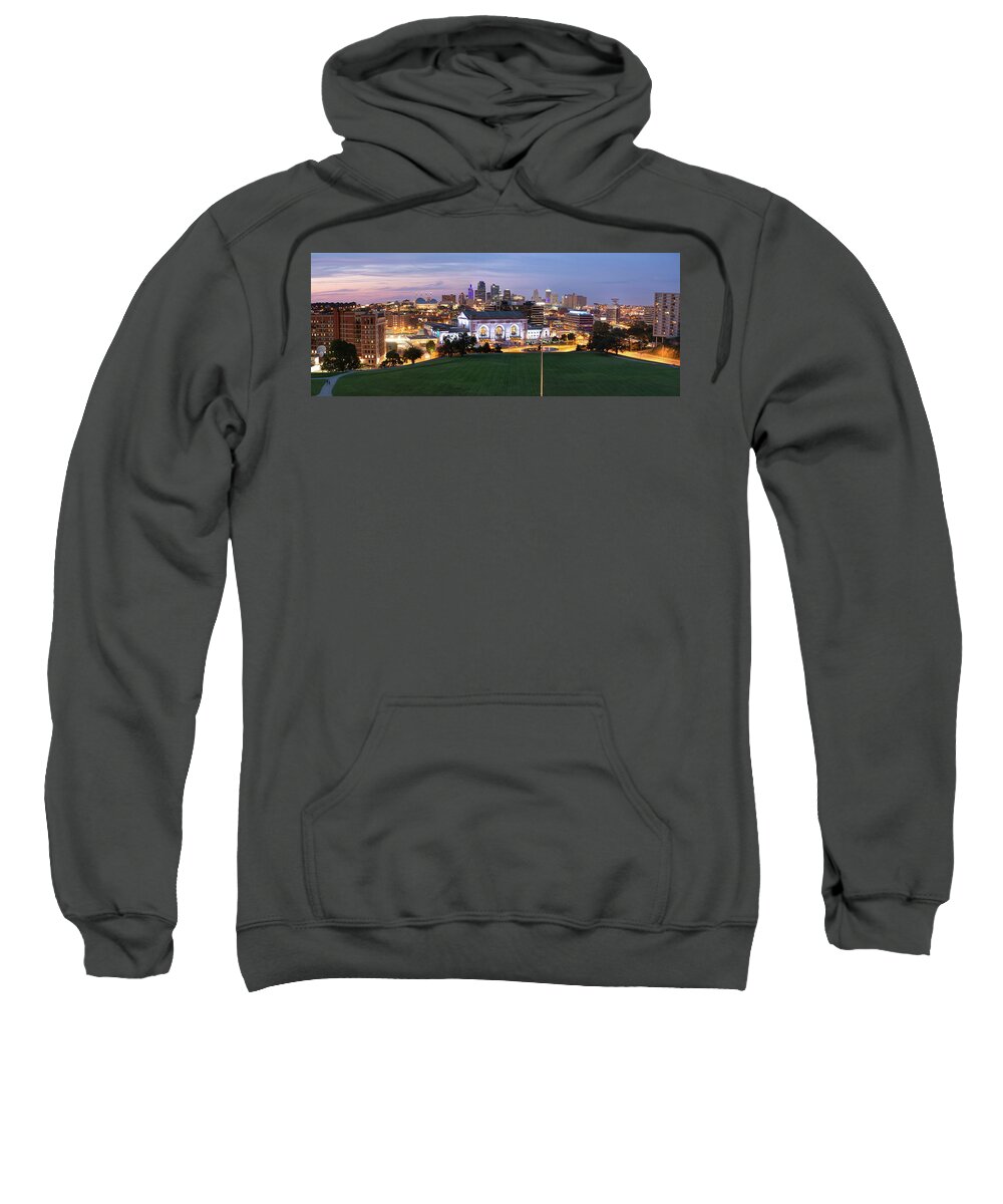 Kansas City Sweatshirt Unisex Kansas City Skyline Sweatshirt
