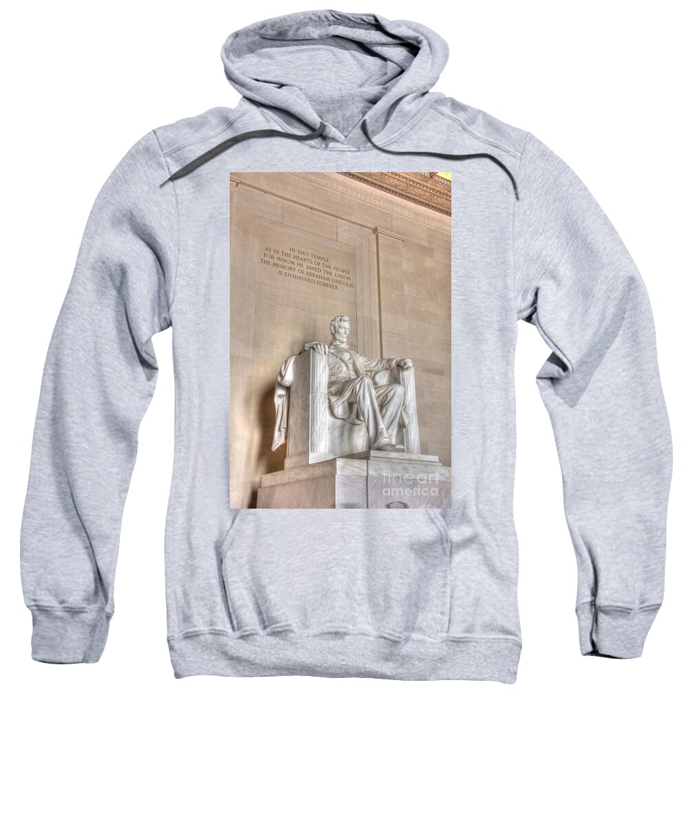 Lincoln Memorial Sweatshirt featuring the photograph Lincoln Memorial 2 by Jonathan Harper