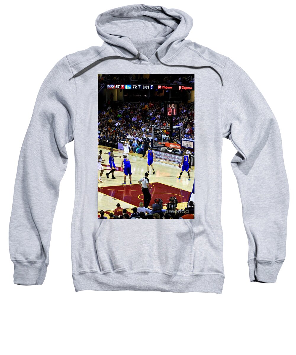 Outerstuff Youth Cleveland Cavaliers Pole Position Pullover Fleece Hoodie
