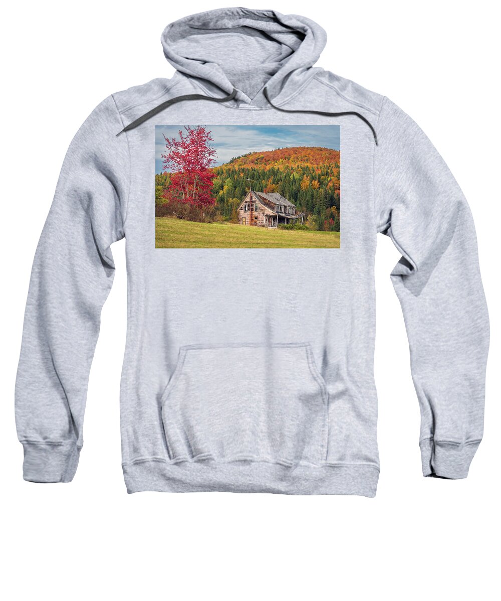New Hampshire Sweatshirt featuring the photograph The Old Farmhouse - Pittsburg, NH October 2022 #3 by John Rowe