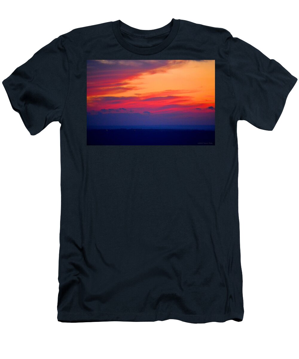 Sunset T-Shirt featuring the photograph Lookout Mountain Sunset by Tara Potts
