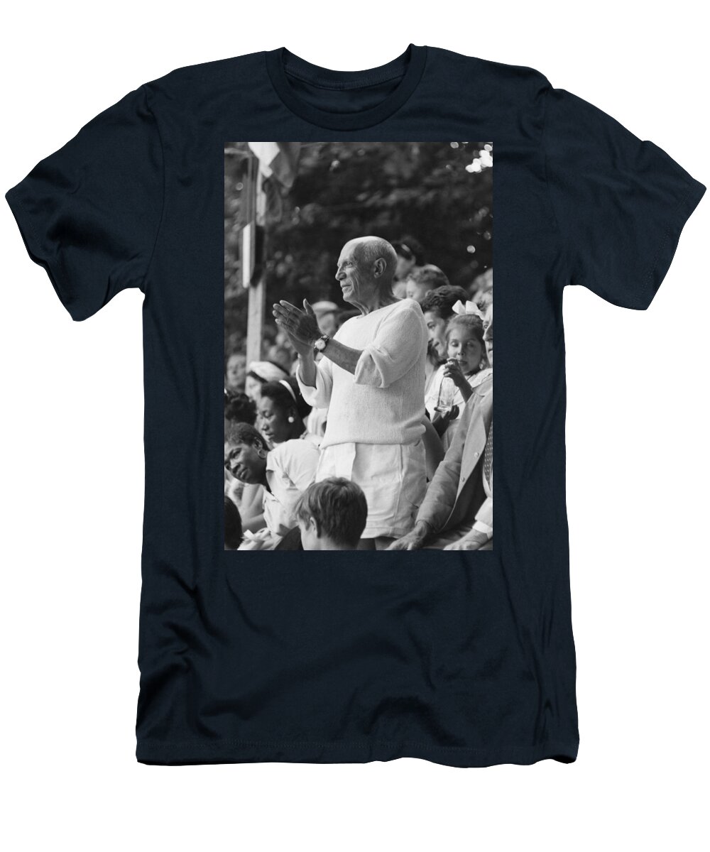 Art T-Shirt featuring the photograph Picasso by Brian Brake