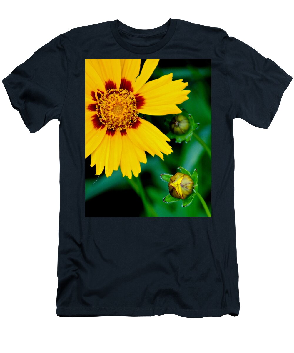 Supreme T-Shirt featuring the photograph Supreme Beauty by Frozen in Time Fine Art Photography