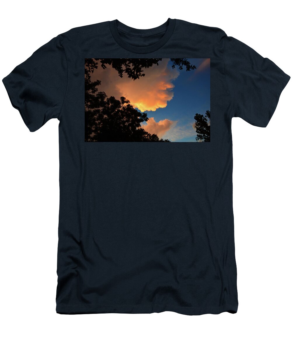 Clouds T-Shirt featuring the photograph Cats Paw by David Lee Thompson