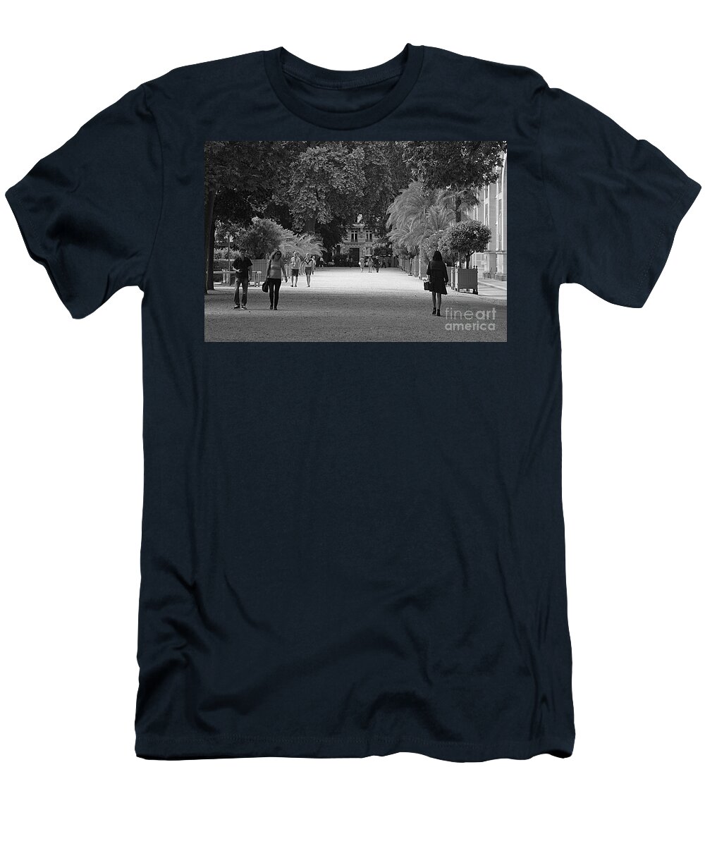Jardin Du Luxembourg T-Shirt featuring the photograph Jardin Du Luxembourg by Andy Thompson
