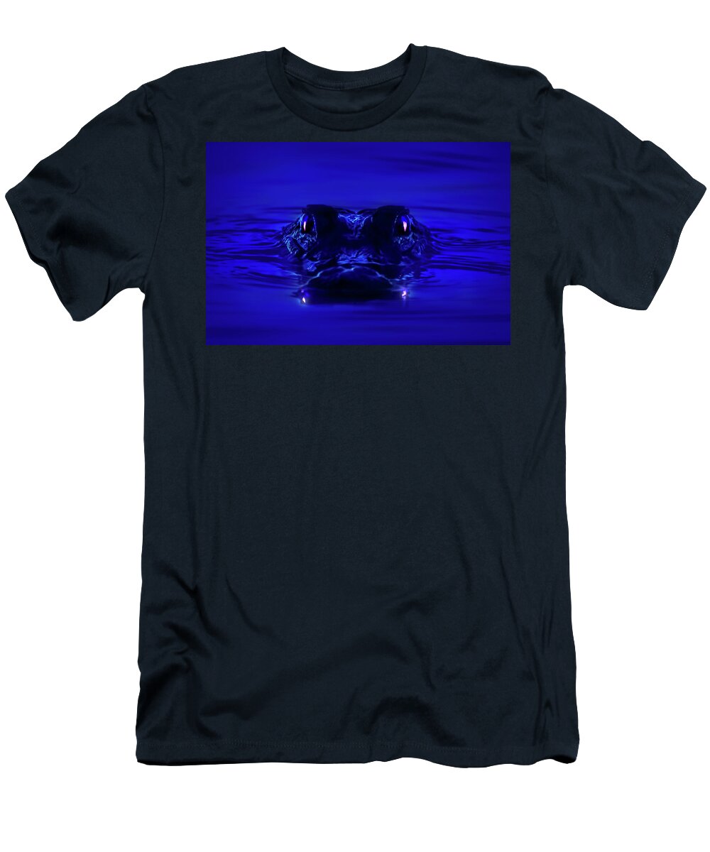 Alligator T-Shirt featuring the photograph Night Watcher by Mark Andrew Thomas