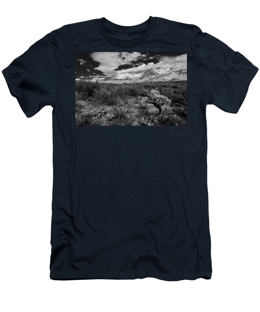 Mark Myhaver T-Shirt featuring the photograph Valley View No.29 by Mark Myhaver