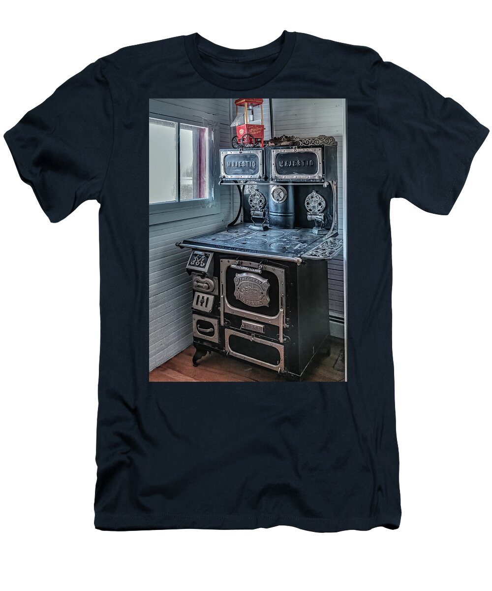 Colorado T-Shirt featuring the photograph Antique Majestic Stove by Marcy Wielfaert