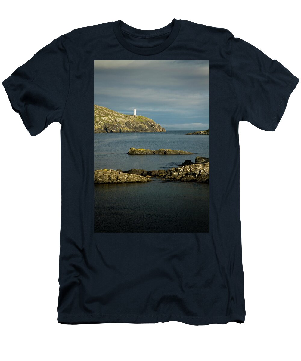 Ardnakinna Lighthouse T-Shirt featuring the photograph Ardnakinna Lighthouse Portrait by Mark Callanan