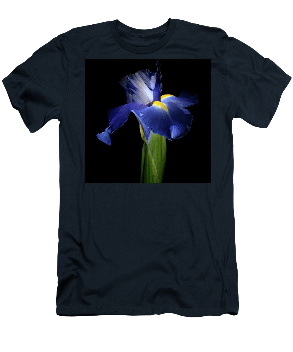 Macro T-Shirt featuring the photograph Iris 041907 by Julie Powell