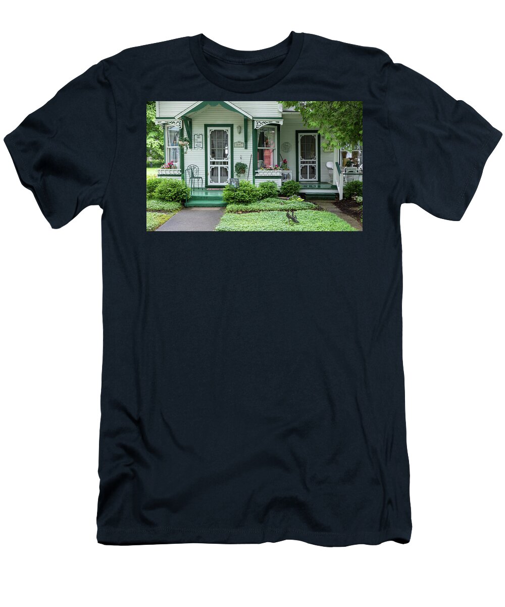 Bay View T-Shirt featuring the photograph The Parsons House by Robert Carter
