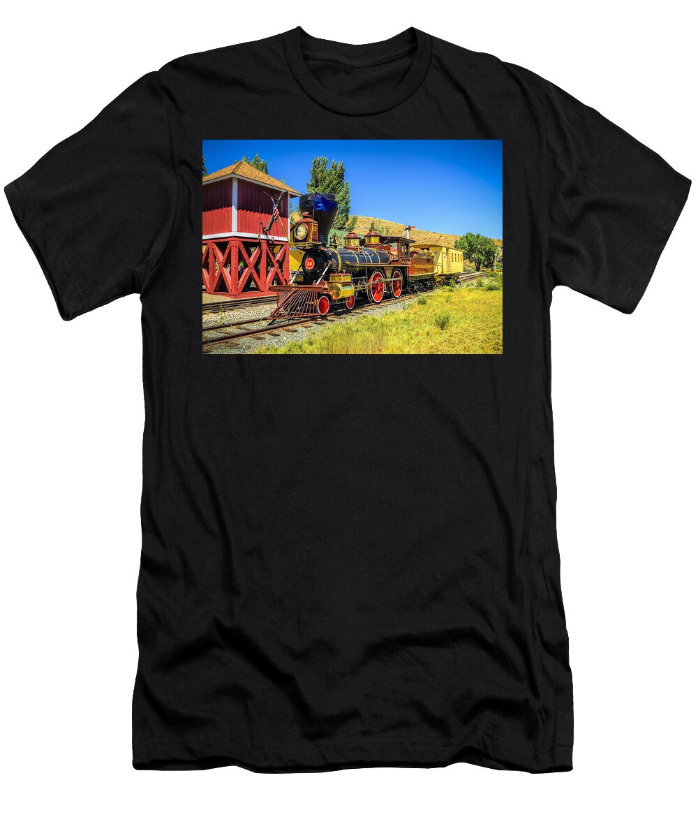 V &t T-Shirt featuring the photograph Virginia and Truckee Gold Rush Train 22 #1 by LeeAnn McLaneGoetz McLaneGoetzStudioLLCcom