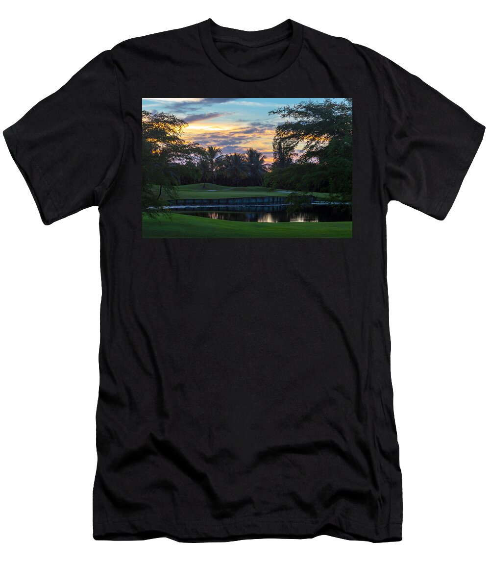 15th Hole T-Shirt featuring the photograph 15th Green at Hollybrook by Ed Gleichman
