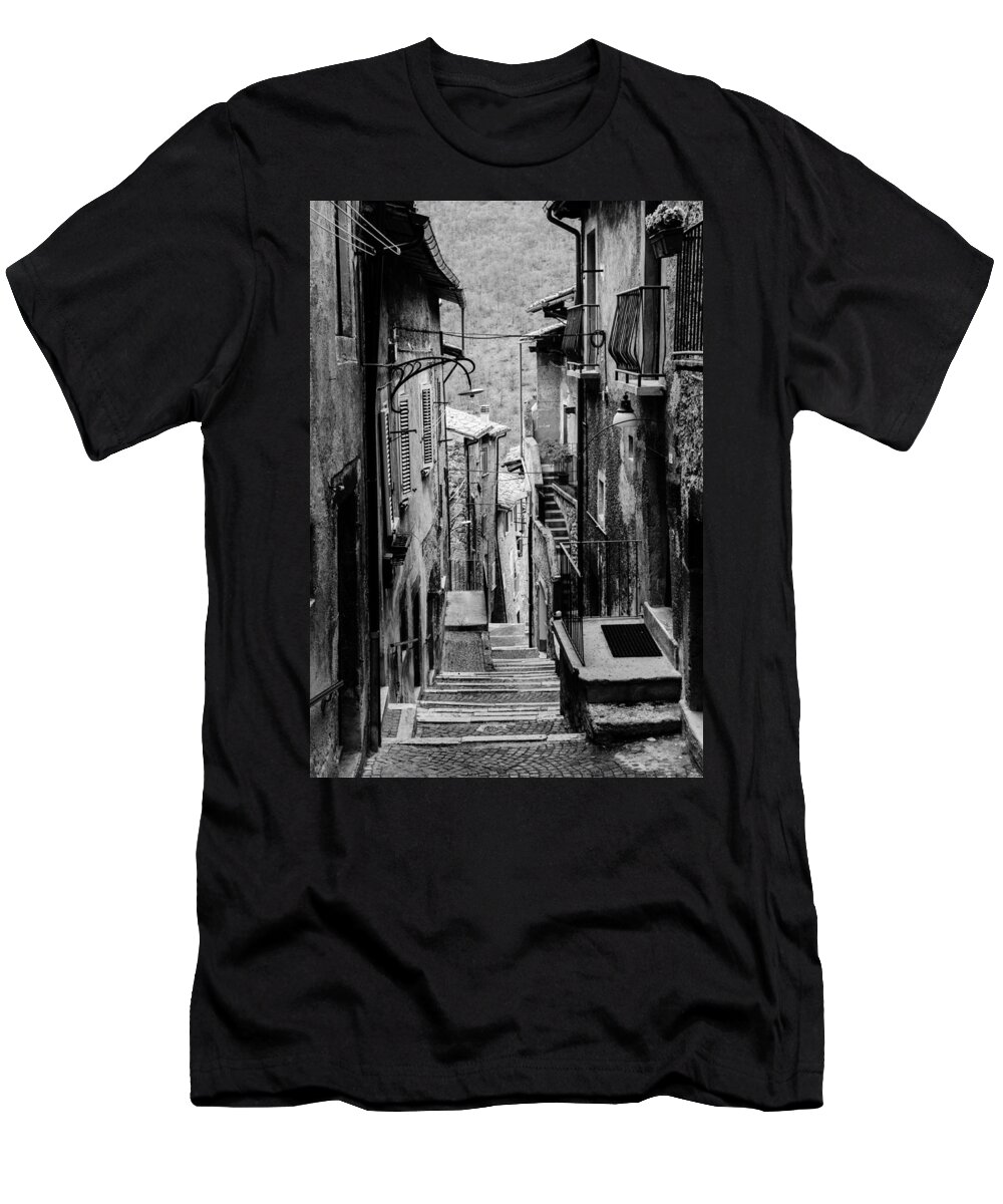 Scanno T-Shirt featuring the photograph Streets of Scanno - Italy #3 by AM FineArtPrints