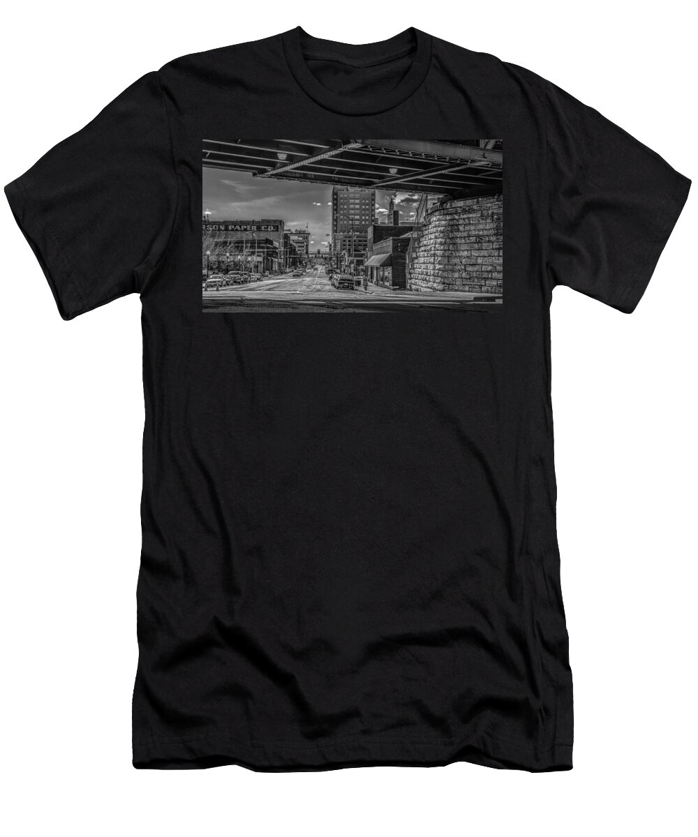 Cityscape T-Shirt featuring the photograph 2nd Street by Ray Congrove