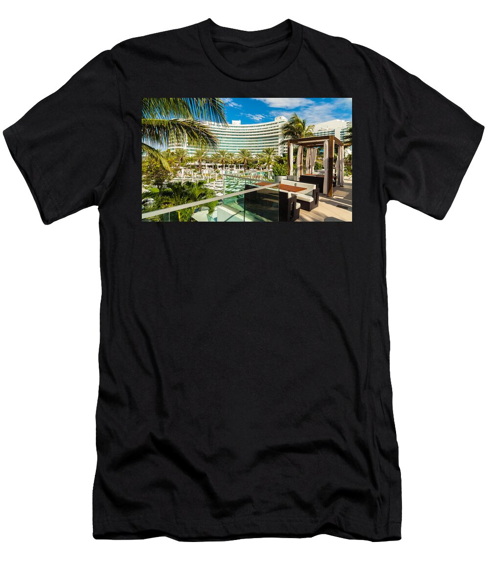 Architecture T-Shirt featuring the photograph Fontainebleau Hotel by Raul Rodriguez