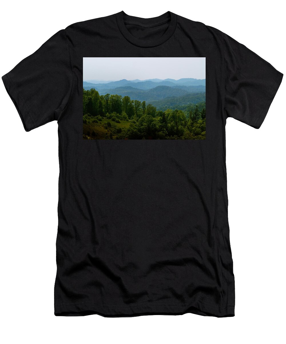 Appalachian Forest T-Shirt featuring the photograph Appalachian-cumberland Mountains by Kenneth Murray