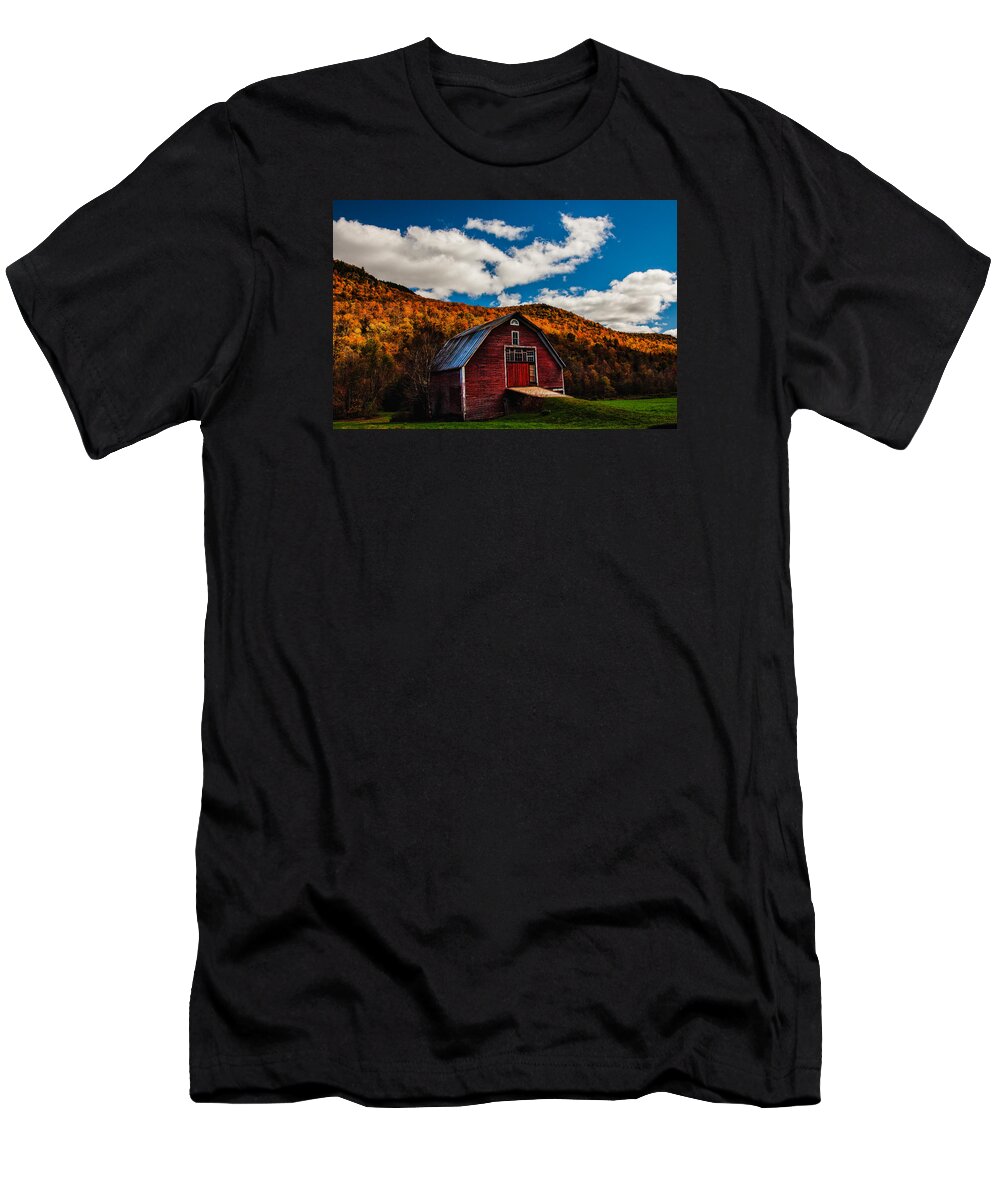 Autumn Foliage New England T-Shirt featuring the photograph Barn on Vermont's Route 100 by Jeff Folger