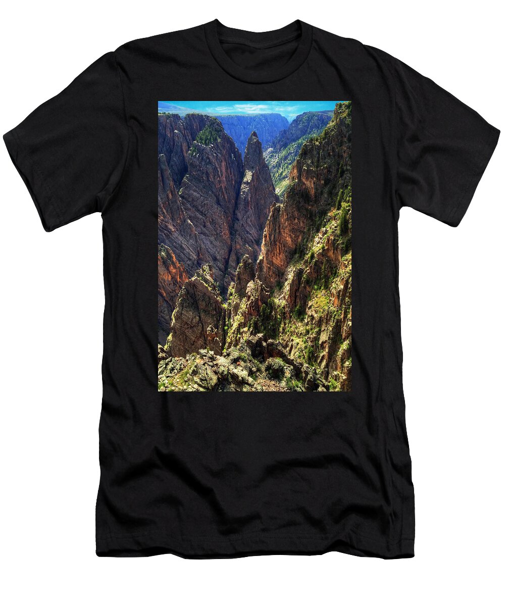 Black Canyon Of The Gunnison T-Shirt featuring the photograph Black Canyon of the Gunnison National Park I by Roger Passman