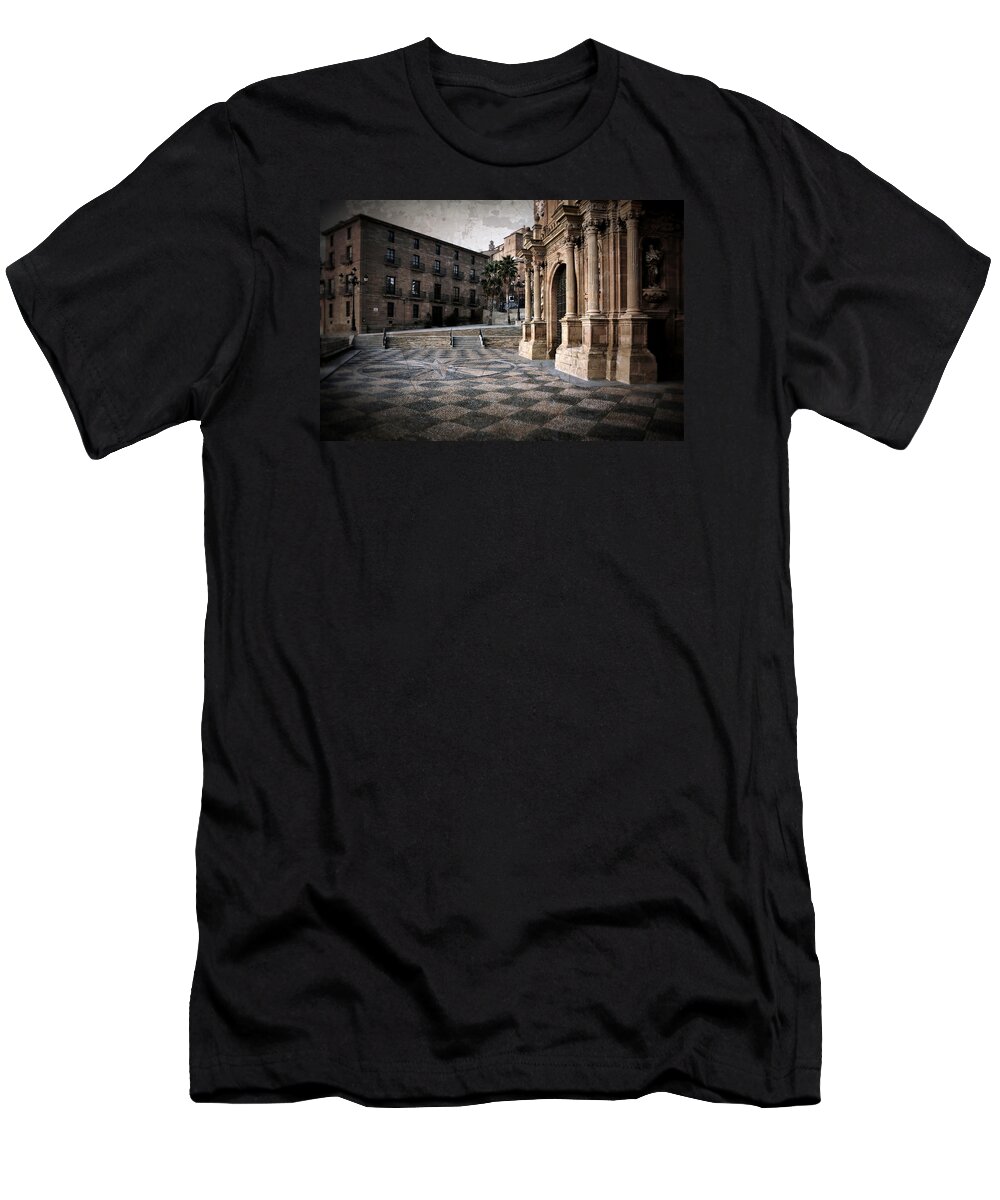 Calahorra T-Shirt featuring the photograph Calahorra Cathedral and Palace by RicardMN Photography