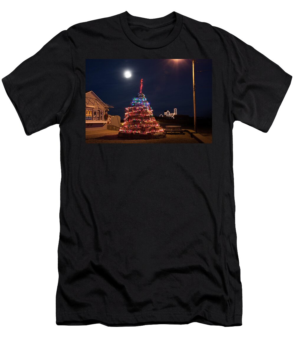 Lighthouse Photos T-Shirt featuring the photograph Christmas at Maines Nubble Lighthouse by Jeff Folger