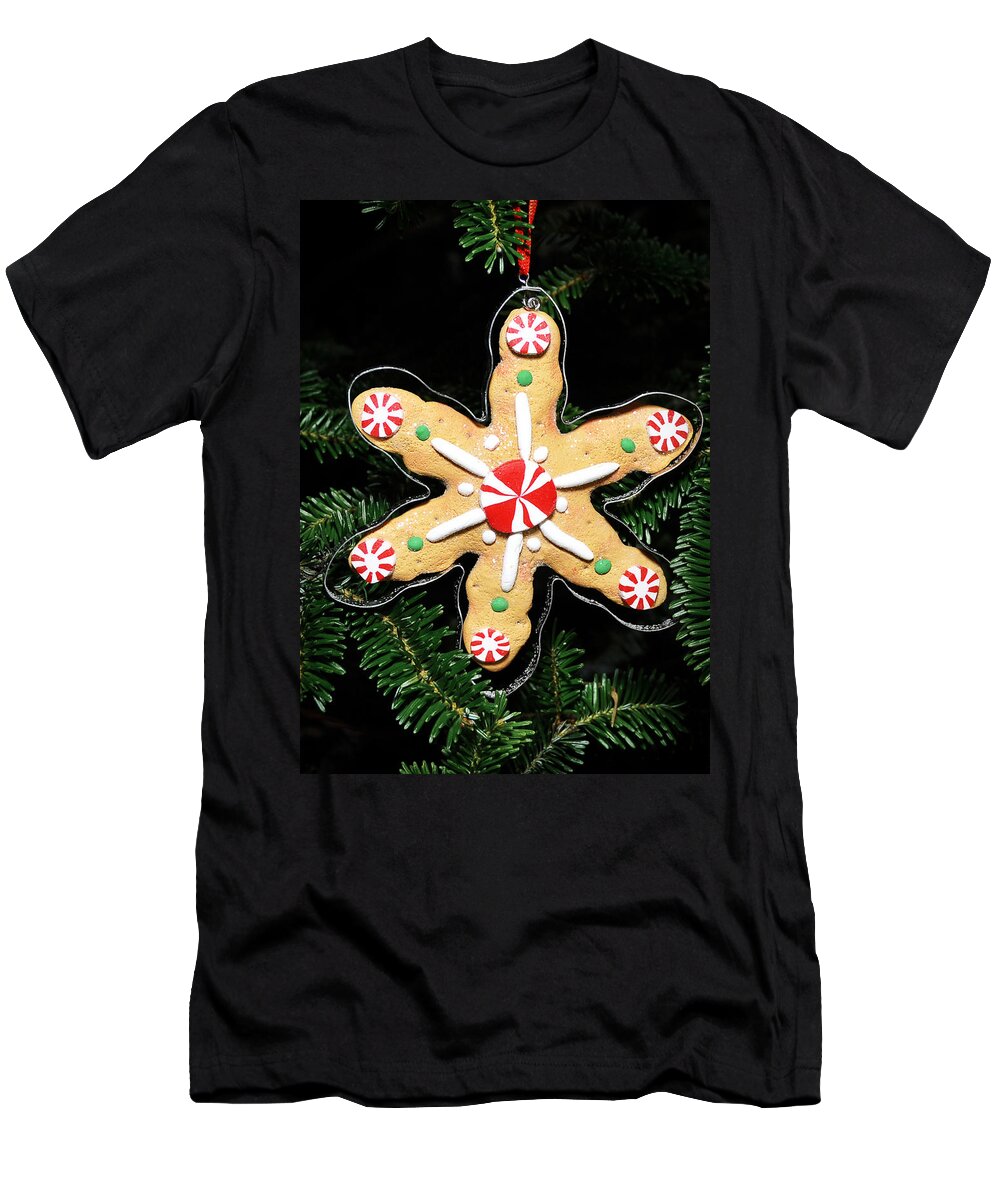 Christmas T-Shirt featuring the photograph Christmas Cookie by Georgette Grossman