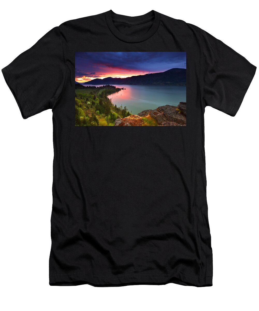 Sunset T-Shirt featuring the photograph Columbia Sunset by Darren White