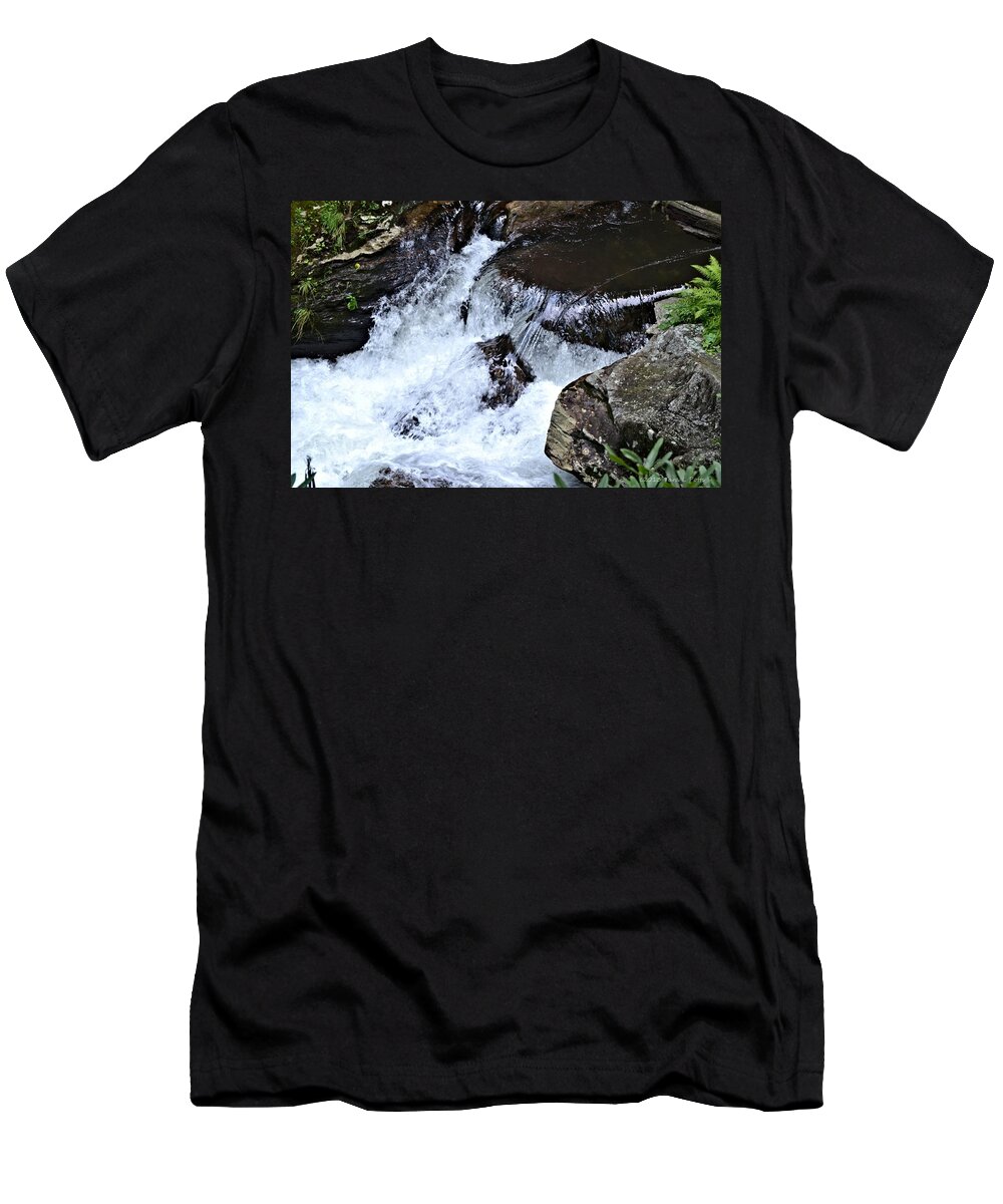 Dukes Creek T-Shirt featuring the photograph Dukes Creek by Tara Potts