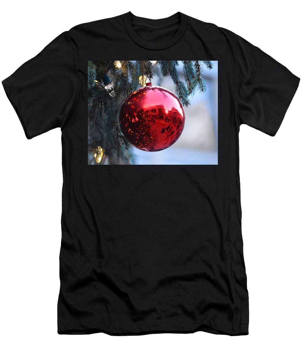 Faneuil Hall T-Shirt featuring the photograph Faneuil Hall Christmas Tree Ornament by Toby McGuire