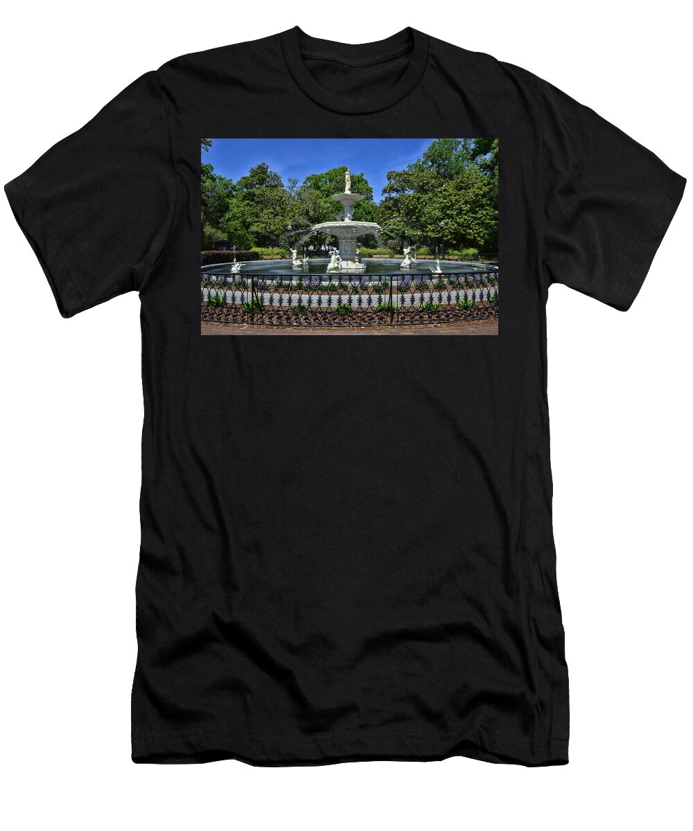 Forsyth Fountain T-Shirt featuring the photograph Forsyth Fountain 5 by Allen Beatty