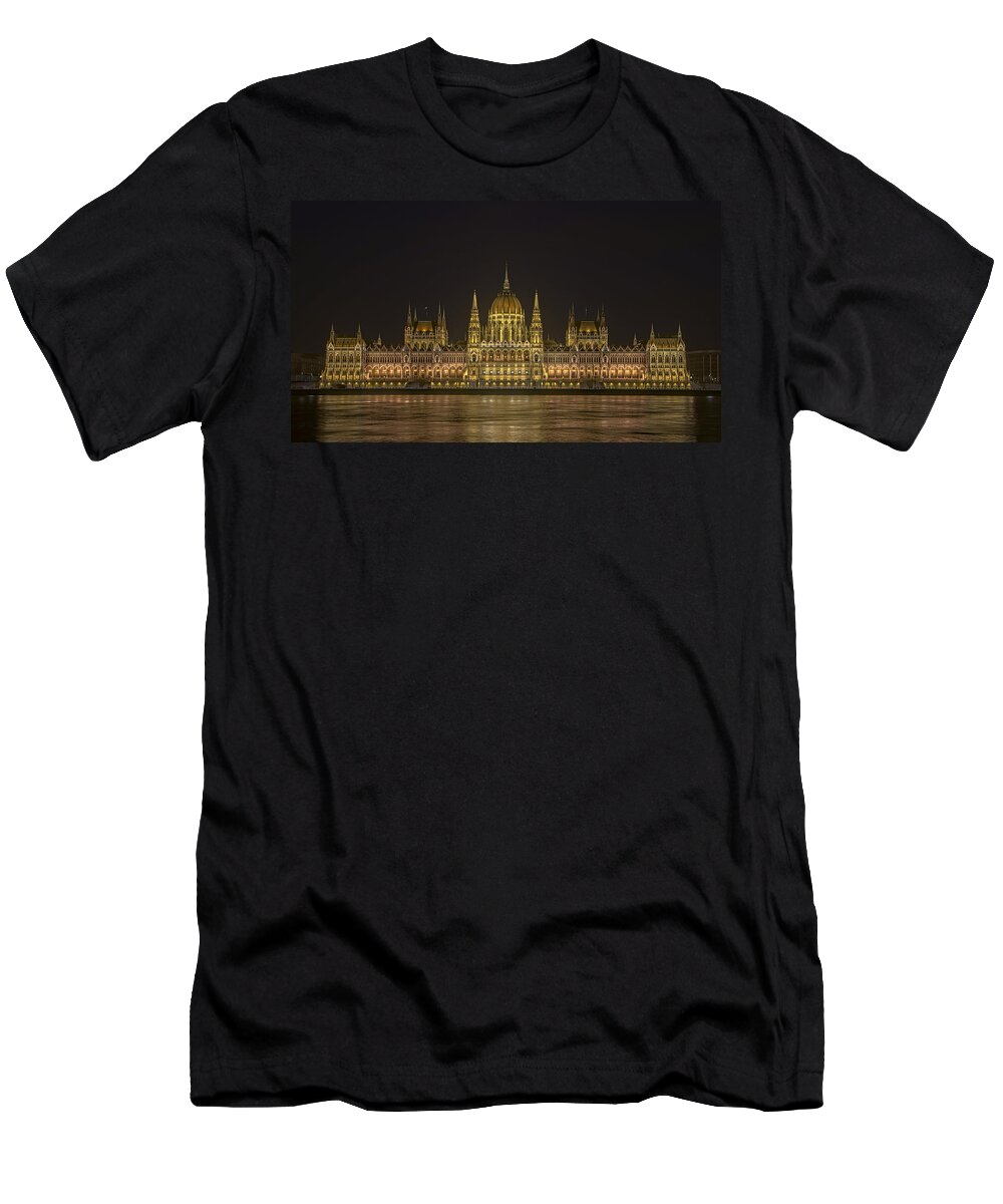 Joan Carroll T-Shirt featuring the photograph Hungarian Parliament Building Night by Joan Carroll