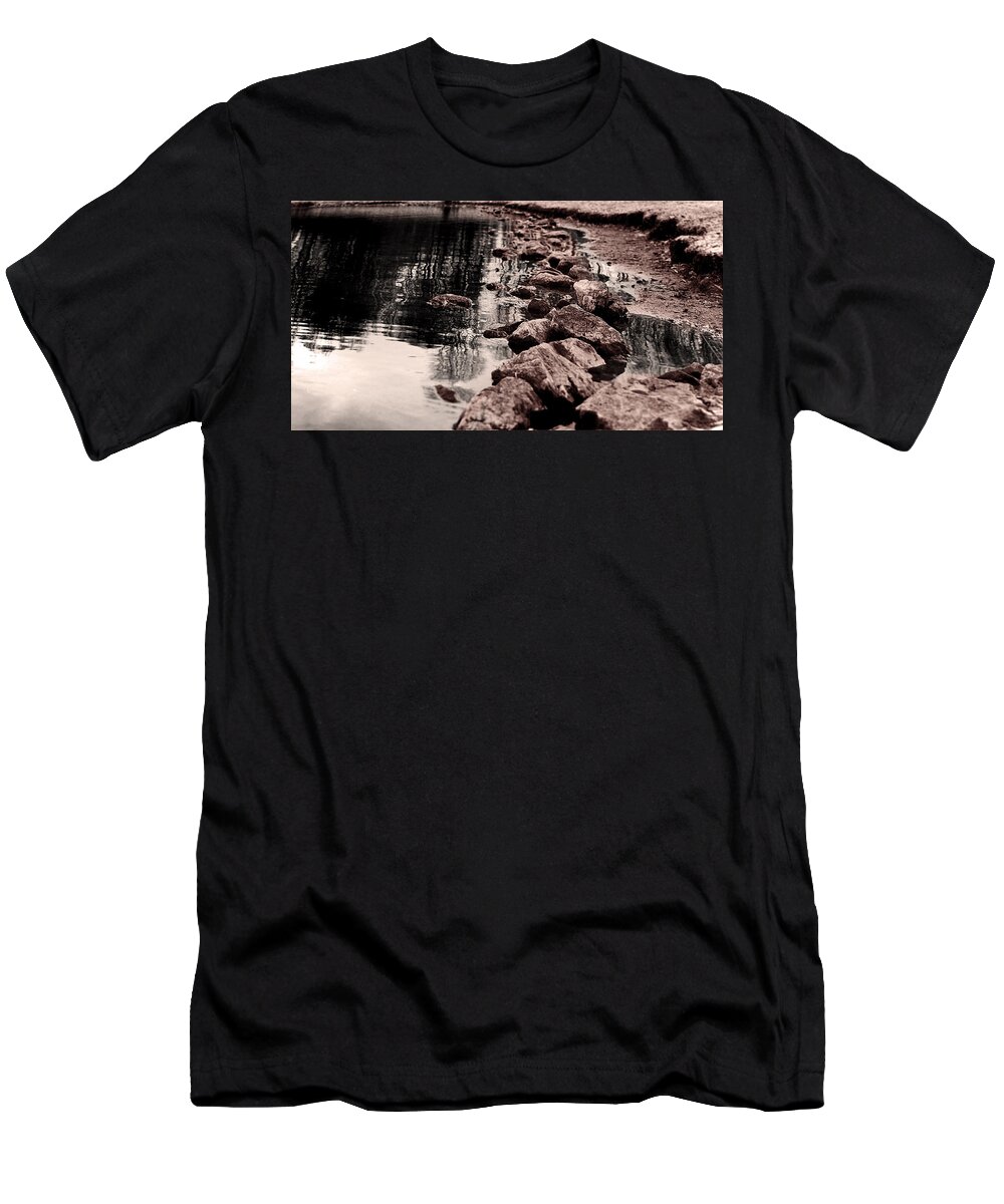  T-Shirt featuring the photograph Lwv10050 by Lee Winter