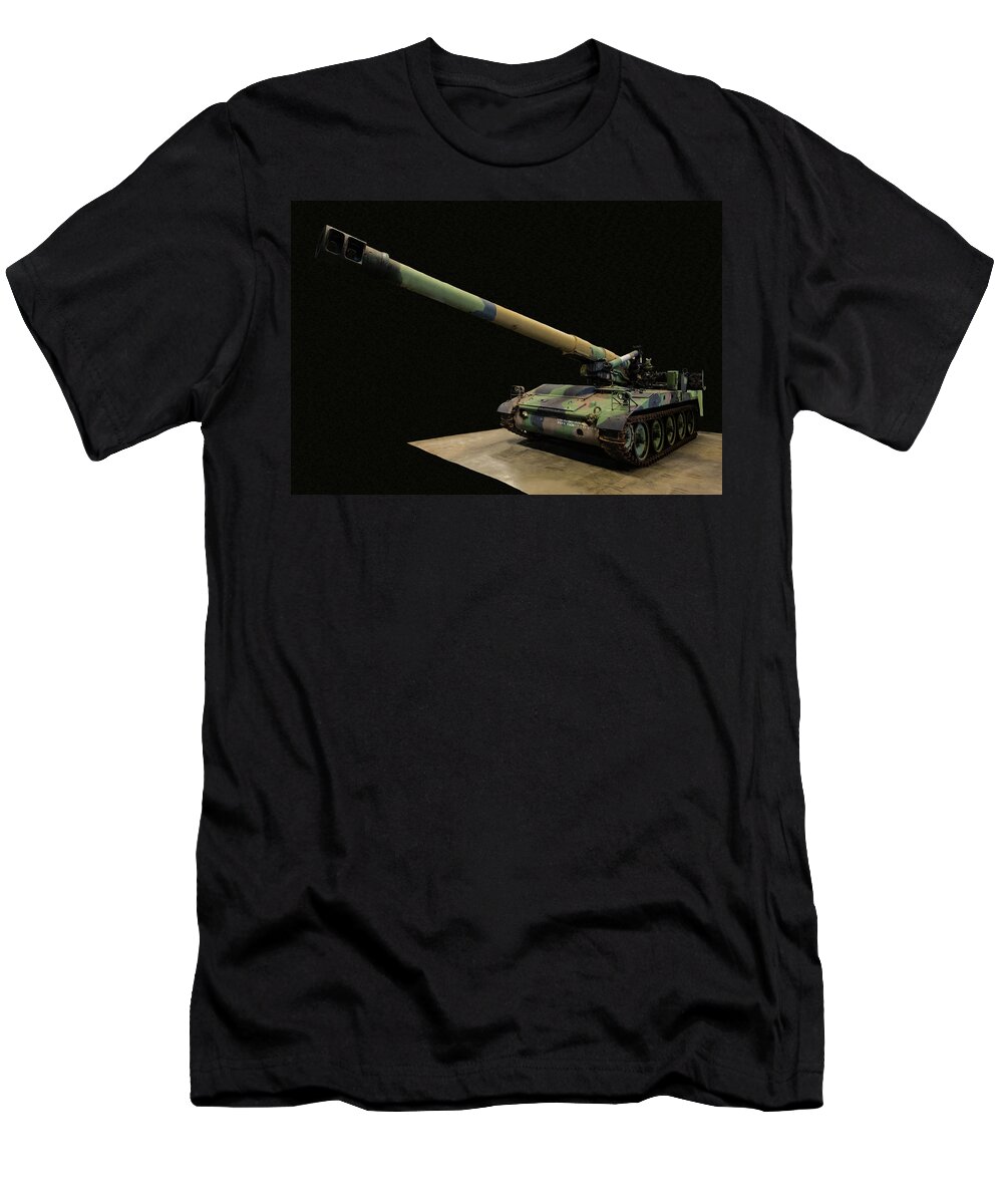Aaf Tank Museum T-Shirt featuring the photograph M110a2 8 Inch Self Propelled Howitzer by Millard H. Sharp