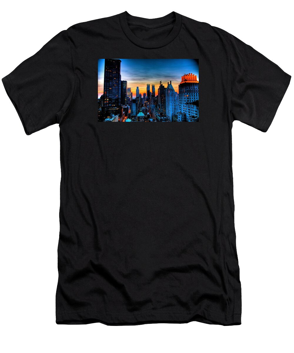 New York Prints T-Shirt featuring the photograph Manhattan at Sunset by Monique Wegmueller