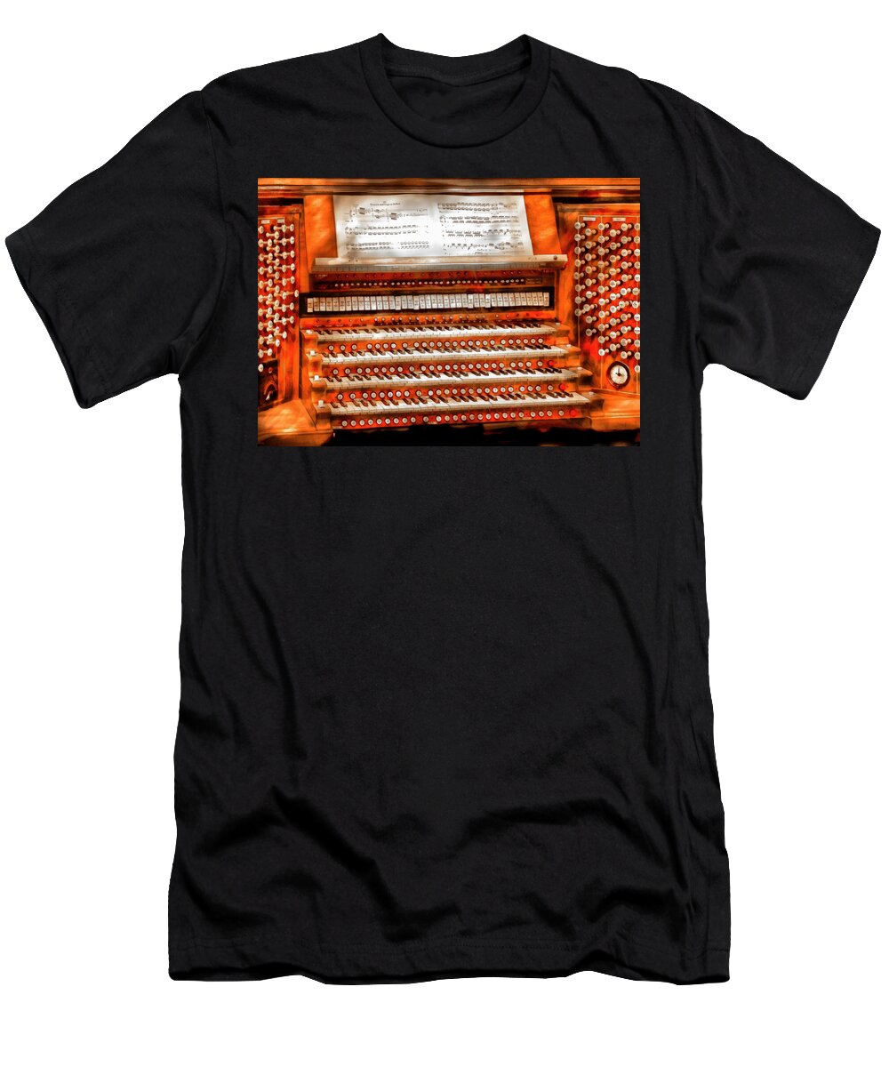Savad T-Shirt featuring the photograph Music - Organist - The Pipe Organ by Mike Savad