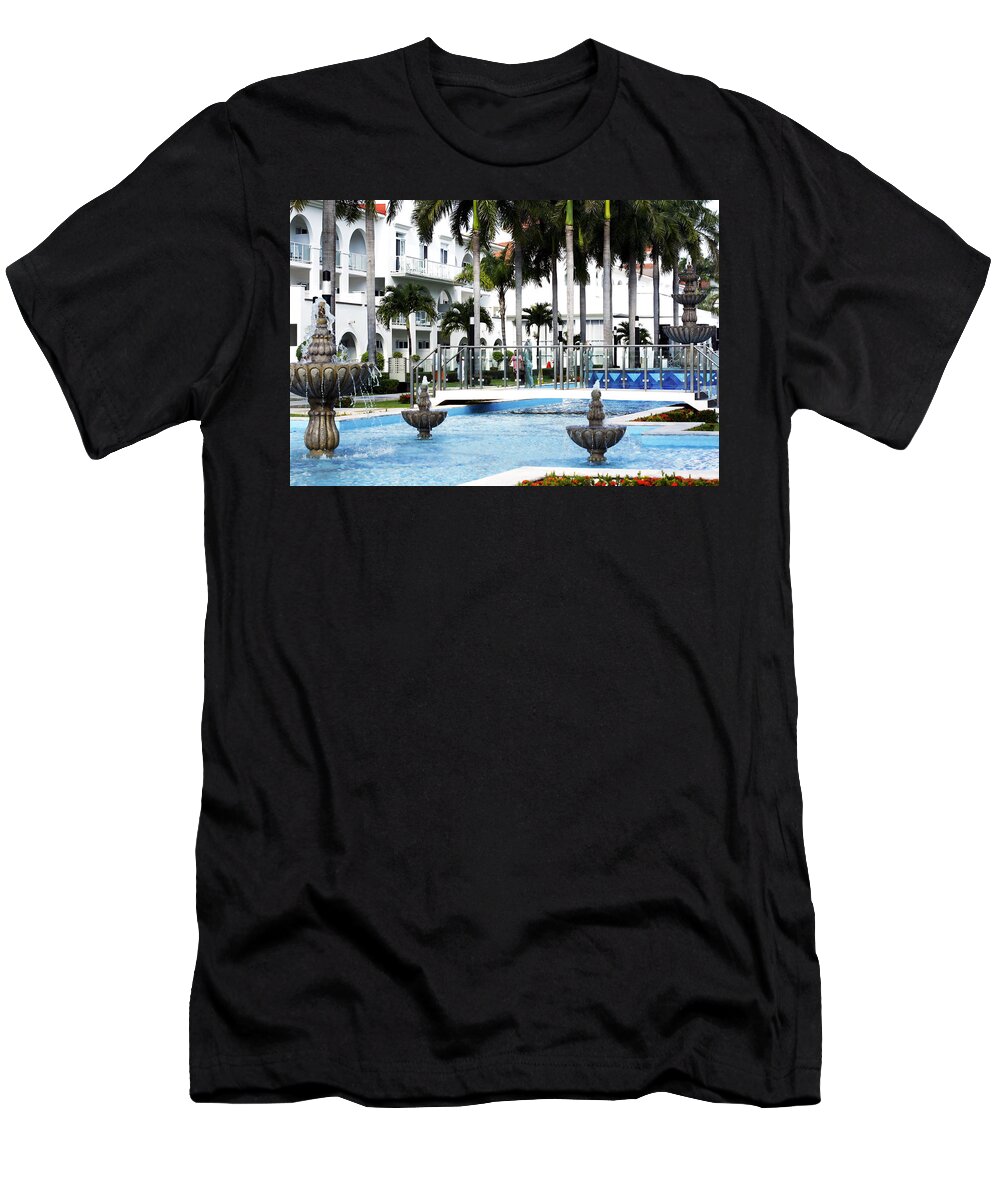 Playa Del Carmen T-Shirt featuring the photograph Playa del Carmen 4 by Marilyn Hunt