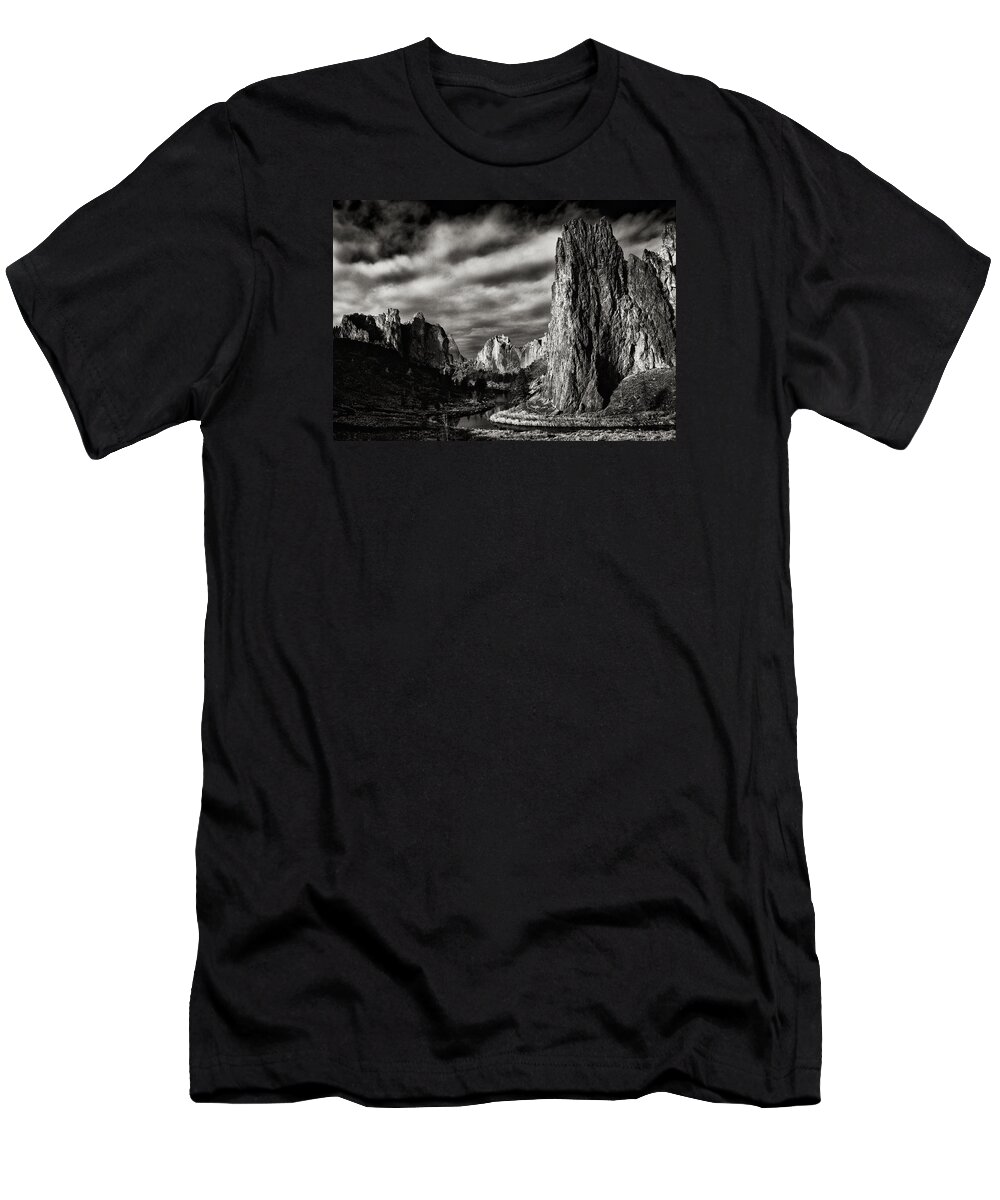 Smith Rock T-Shirt featuring the photograph Smith Rock State Park 1 by Robert Woodward