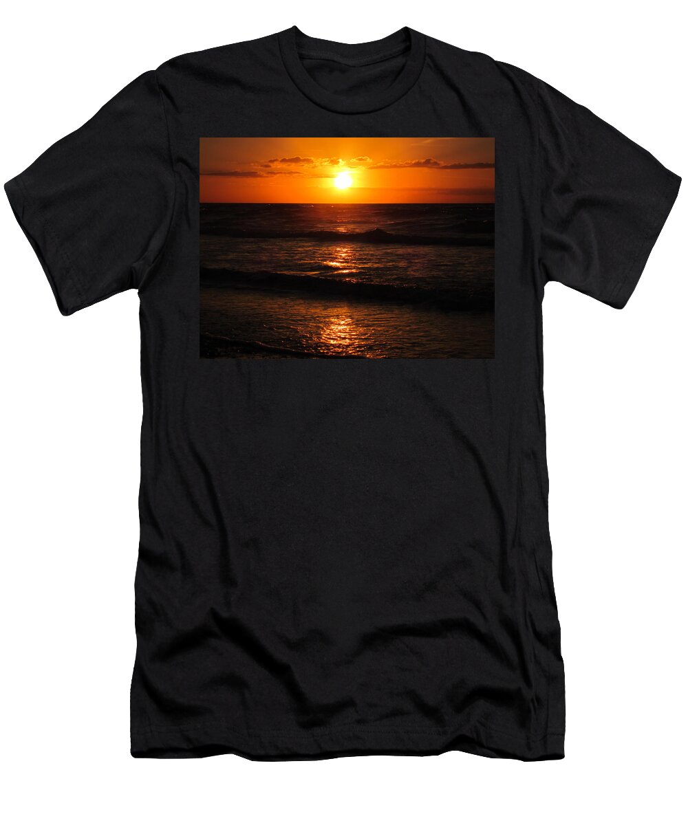 Sunrise T-Shirt featuring the photograph Sunrise in Texas 5 by Richard Booth