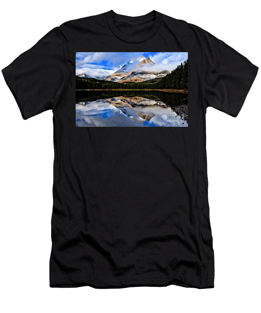 Fishercap Lake T-Shirt featuring the photograph Sunrise Surprise by Adam Jewell