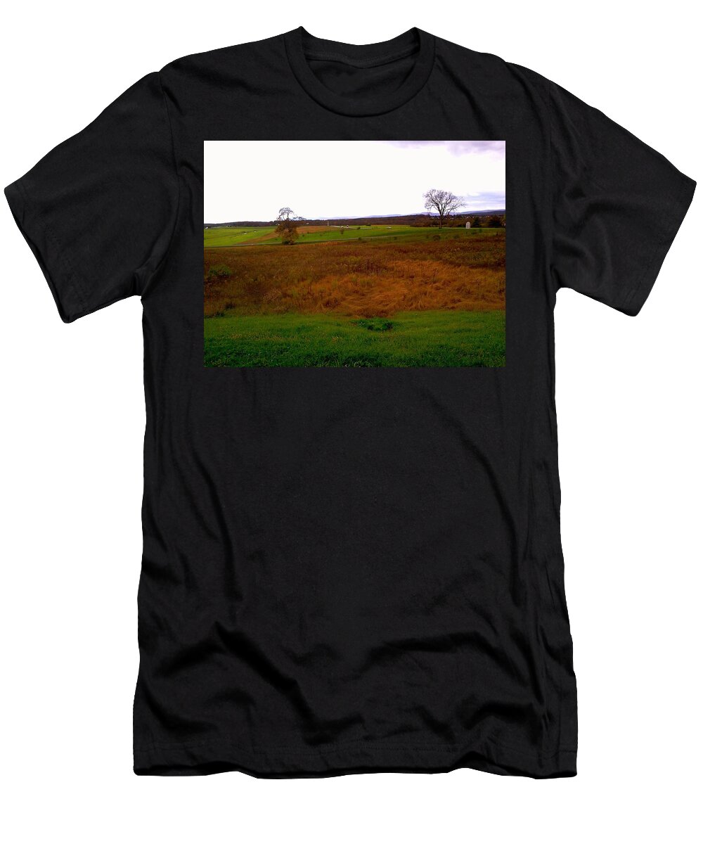  T-Shirt featuring the photograph The Battlefield of Gettysburg by Chris W Photography AKA Christian Wilson