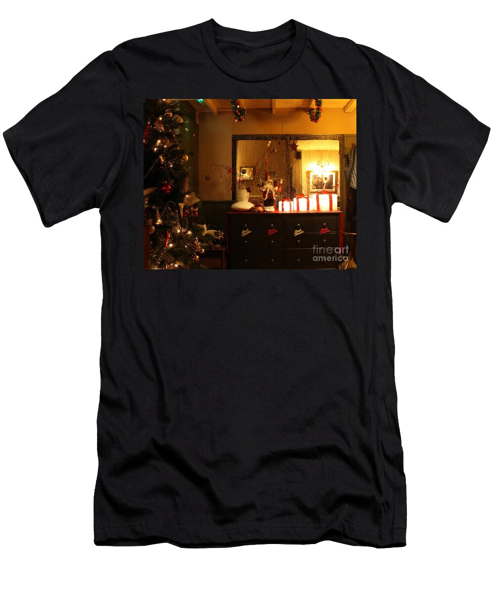 Christmas T-Shirt featuring the photograph Traditional English Christmas by Terri Waters