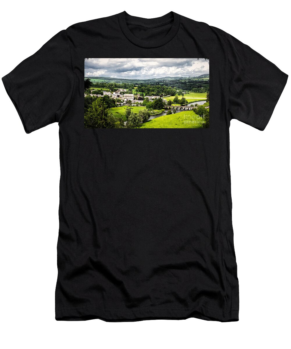 Inistioge T-Shirt featuring the photograph Village of Inistioge by Daniel Heine