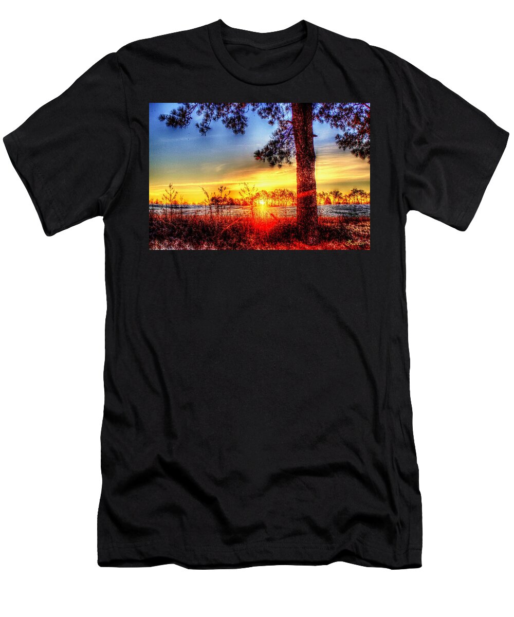 Dyersburg T-Shirt featuring the photograph West Tennessee Sunrise by David Zarecor