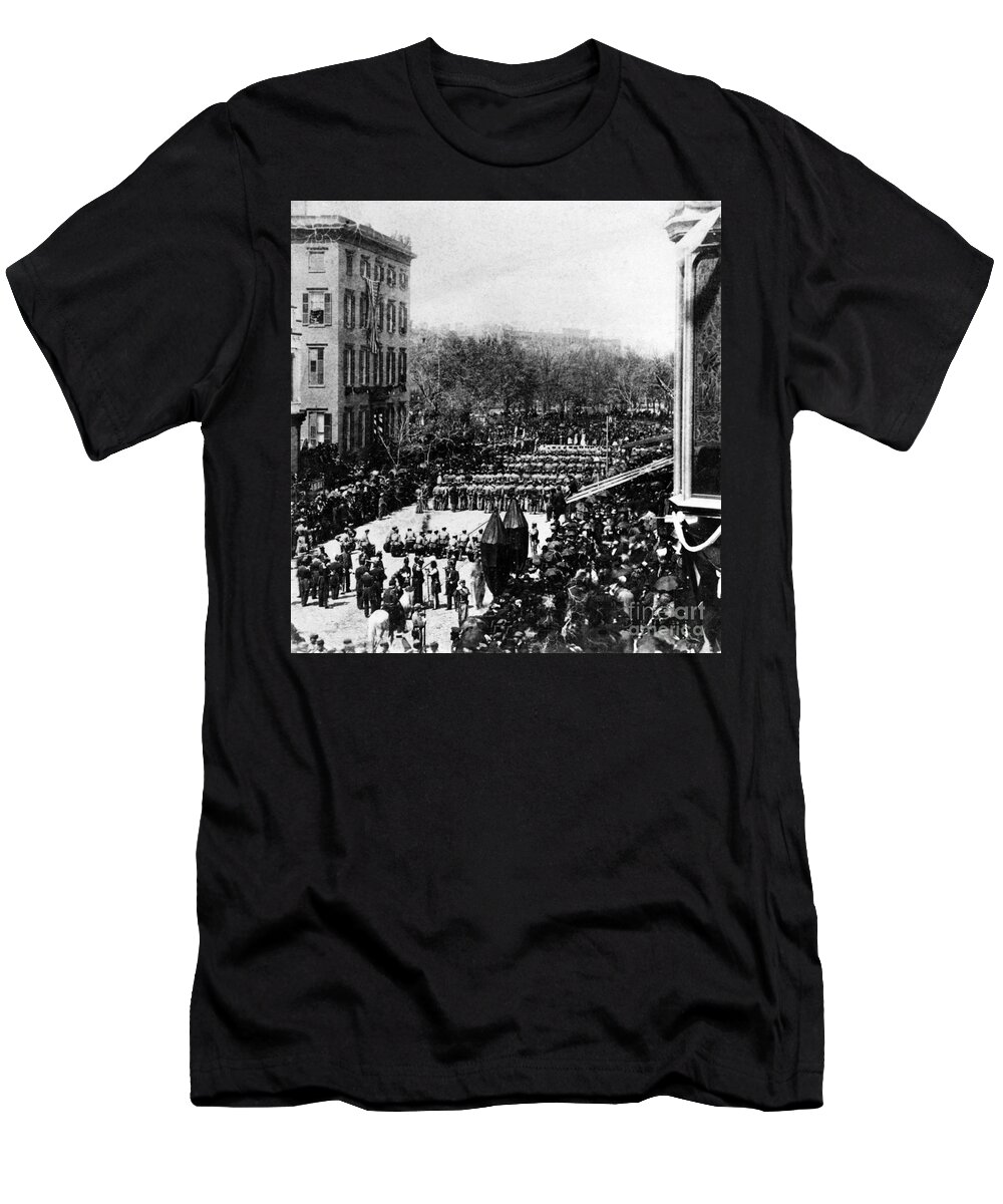 History T-Shirt featuring the photograph Lincolns Funeral Procession, 1865 #1 by Photo Researchers