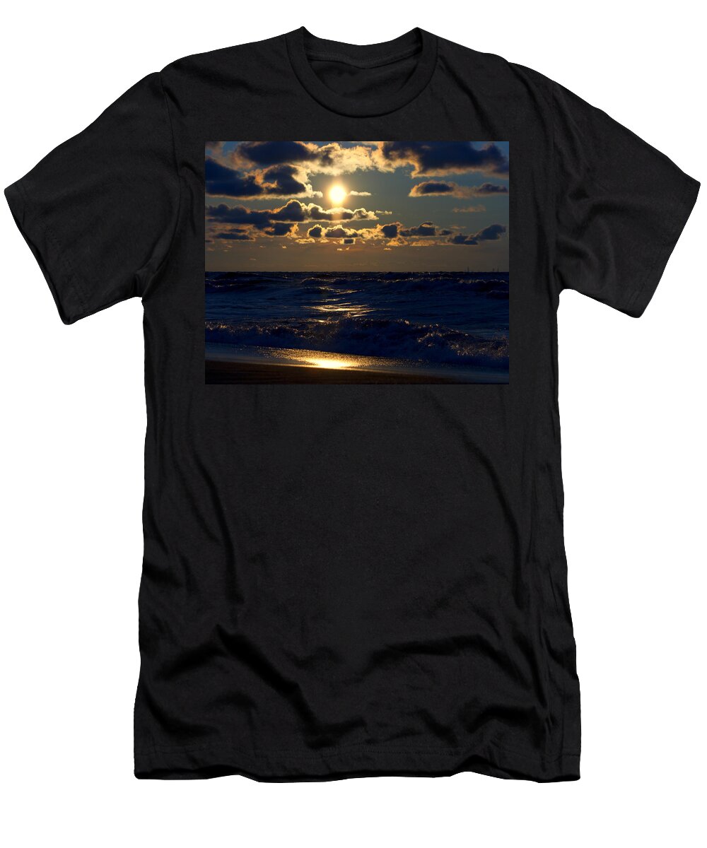 Sunset T-Shirt featuring the photograph Sunset over the city #1 by Scott Wood