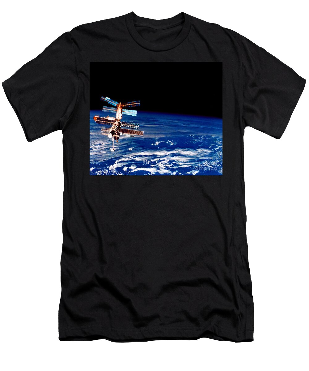 Space Shuttle View T-Shirt featuring the photograph Mir Space Station #5 by Nasa