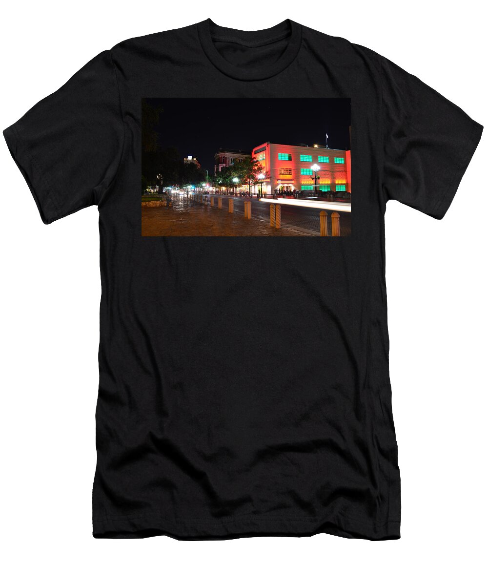 San Antonio T-Shirt featuring the photograph Alamo Plaza by David Morefield