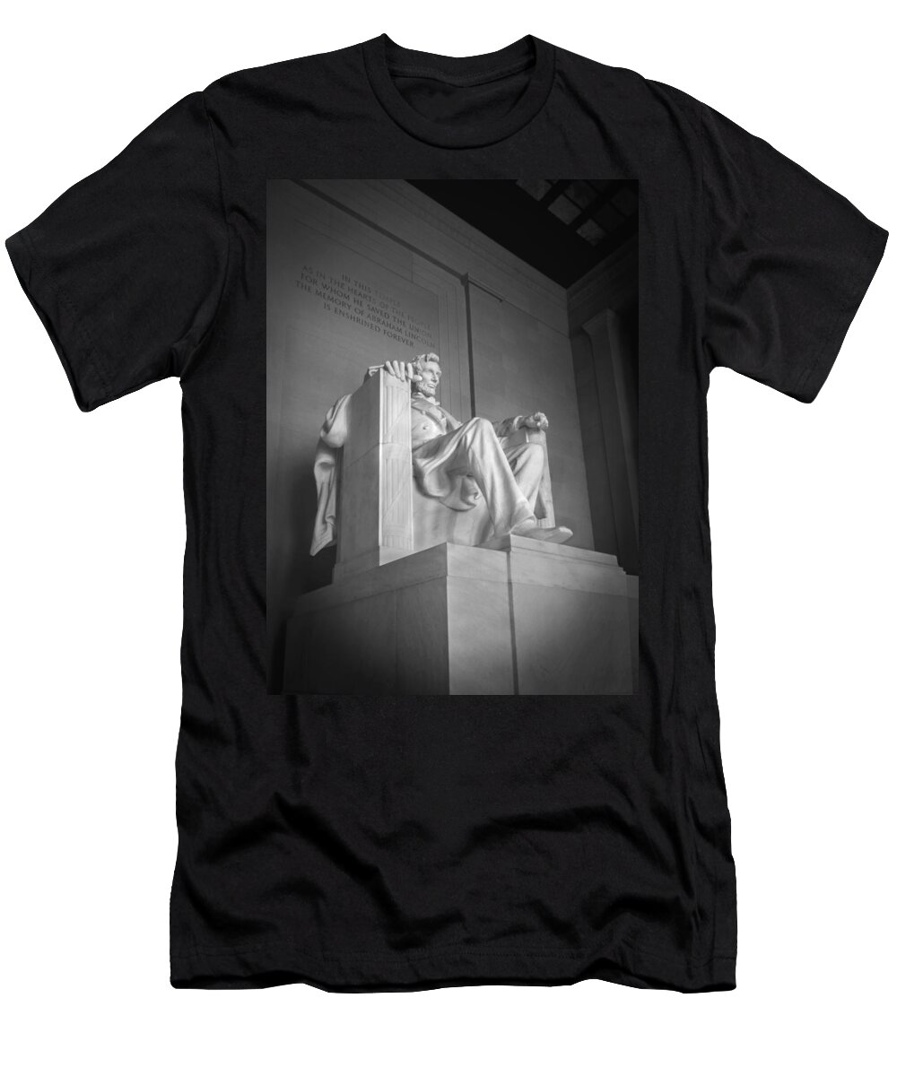 Lincoln Memorial T-Shirt featuring the photograph Lincoln Memorial 3 by Mike McGlothlen