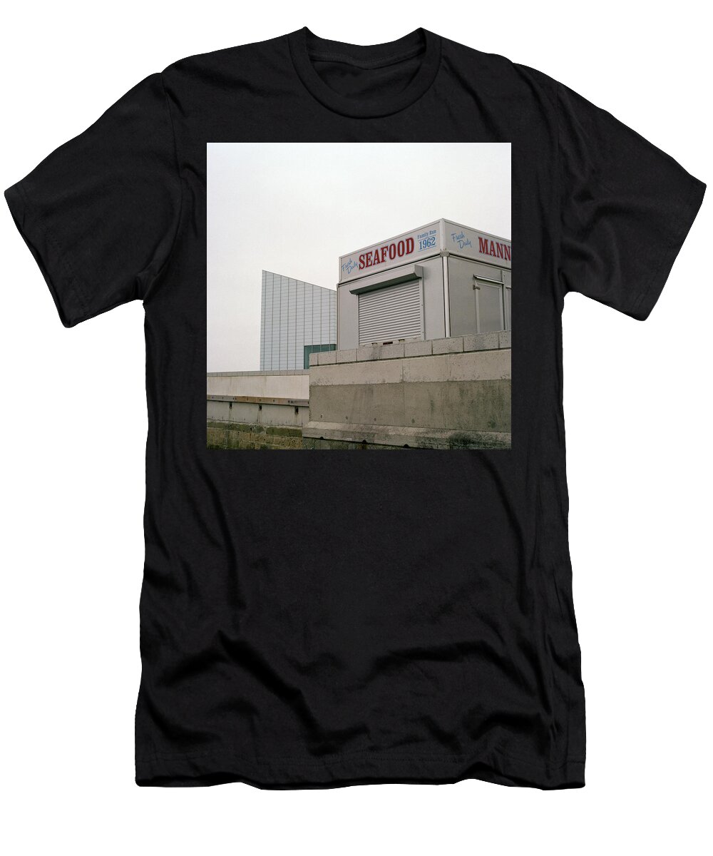 Turner Contemporary T-Shirt featuring the photograph Turner Contemporary Margate by Shaun Higson