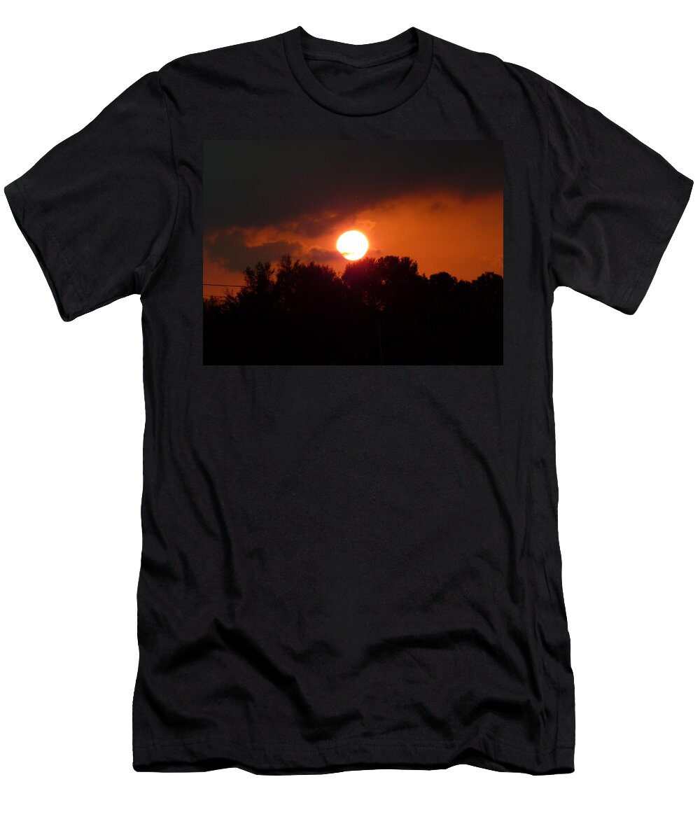 Sunset T-Shirt featuring the photograph Night falls in heaven by Rogerio Mariani